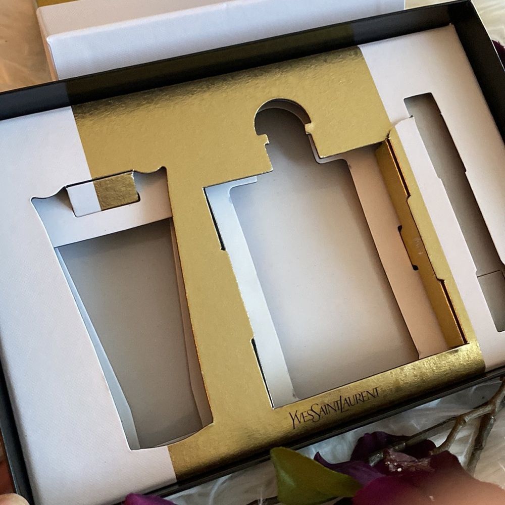 💞YVES SAINT LAURENT 💞perfume box - Picture 5 of 6